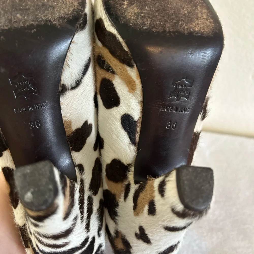 L'Autre Chose Leopard Print calf hair heels Size 36 5.5 US